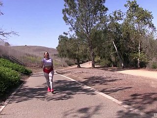 Outdoors fucking too much b the best Alycia Starr and a very unlucky stranger