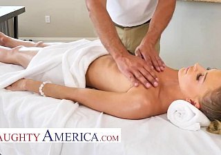 Downhearted America Emma Hix recebe uma massagem e um pau