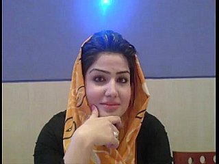 Aantrekkelijke Pakistaanse hijab sletterige kuikens praten met betrekking mollycoddle Arabische moslimpaki -seks in Hindustani bij S
