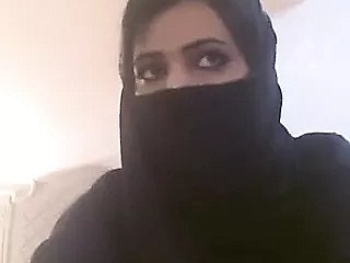Arab Body of men In Hijab Showing Her Pair