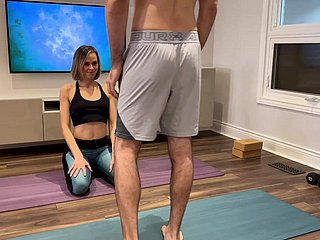Wife gets fucked increased by creampie in yoga pants while strenuous broadly stranger husbands side