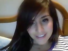 Mamasita Colombiana Caliente En Sneezles Webcam 1
