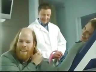 Doktor making out hot żonę
