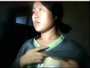 Chinese explicit flashes chest when husband is parts