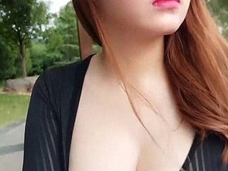 Rafraîchissez Gros seins fille Dildo chinois concombre Parc bring on Webcam